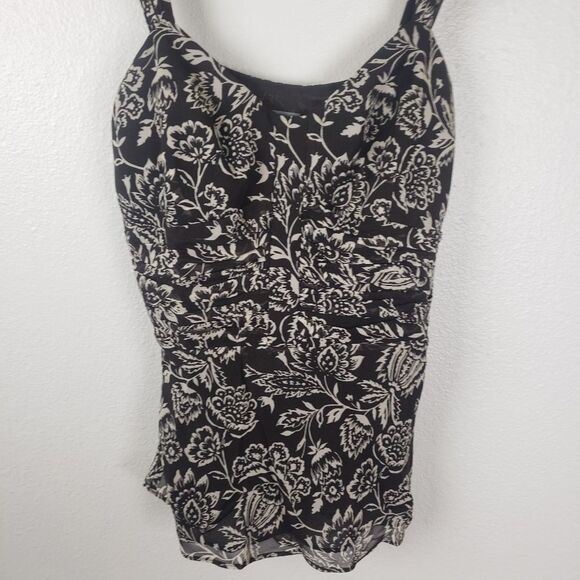 Women's Ann Taylor Brown Chiffon Floral Ruched Business Casual Attire Size 02 - Picture 10 of 11